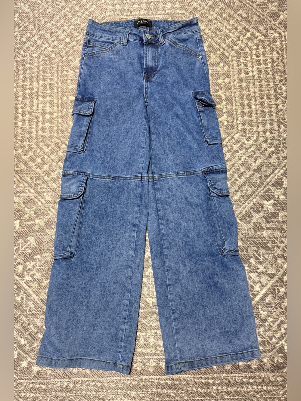 Fire & Rain High-Rise Wide-Leg Cargo Jeans in Blue Y2K